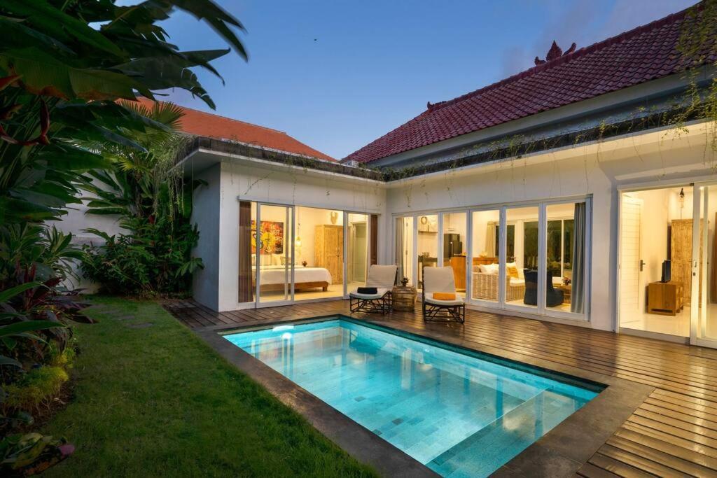 Villa Sersenka Kerobokan  Exterior photo